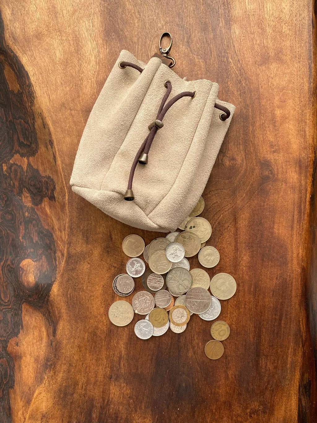 Leder Futterbeutel – Faltbare Wandergürteltasche Wildleder-Bushcraft-Pilz