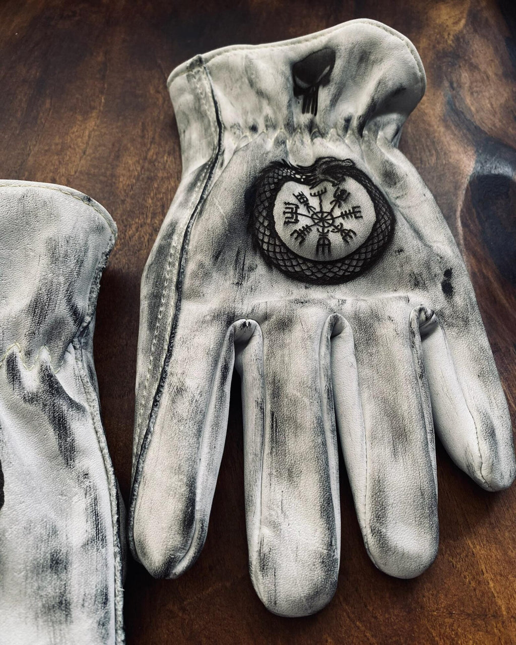 Viking Skull Motorradhandschuhe, handgefertigte Leder Bikerhandschuhe
