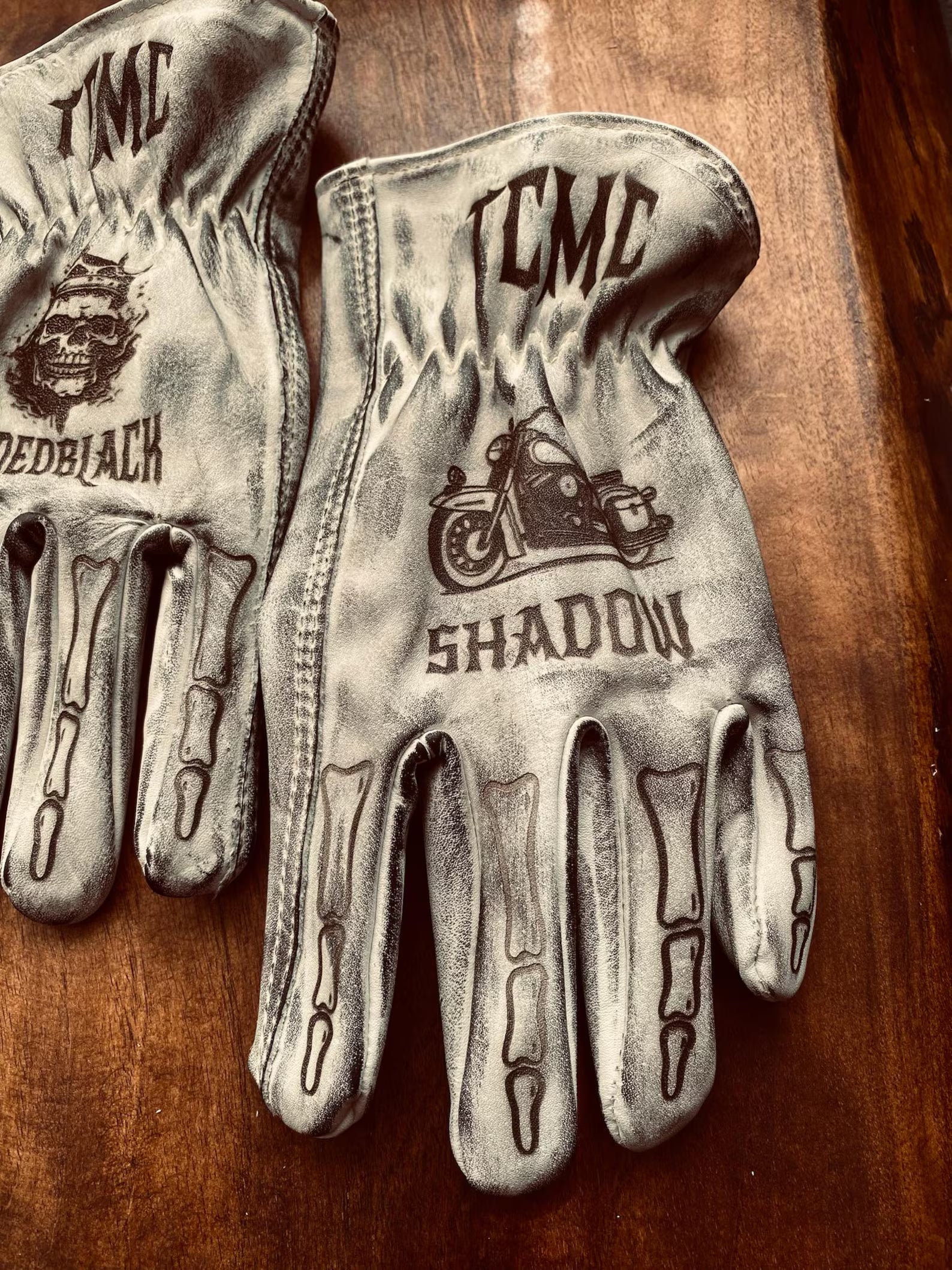 Handgefertigte Skelett-Leder-Motorrad-Handschuhe, Biker-Reithandschuhe