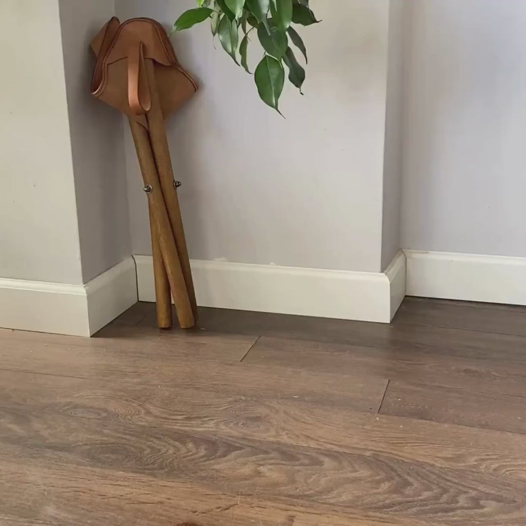 Handgefertigter Leder Klapphocker - Walnuss Holz Dreibein Stuhl, Camping Faltender Musiker Sitz